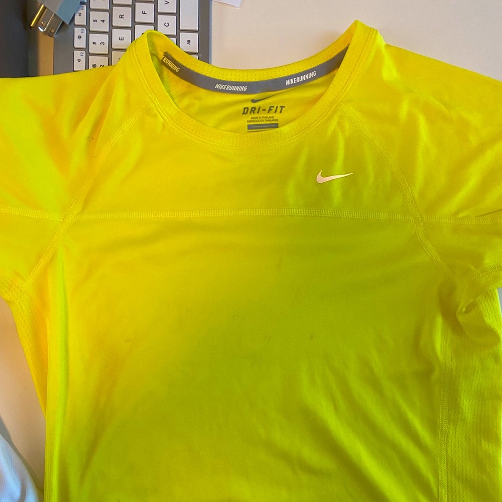 Dri Fit- 3 shirts- all small size.